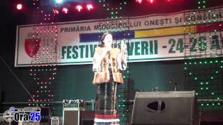 preview picture of video 'Viorica Macovei la Festivalul verii 2012 Onesti'