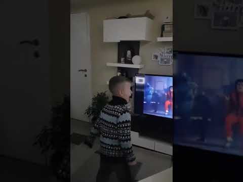 thriller song triumf