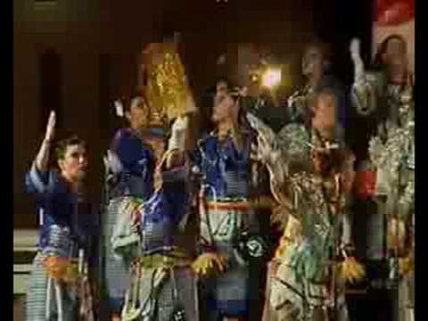 MURGA LADYS CHANCLETAS 2006 - PRESENTACIÓN Y PASACALLE