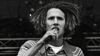 Zack de la Rocha - Digging For Windows [Music Video]