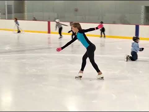 Figure skating double salchow loop flip lutz jump on public skating