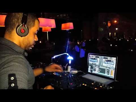 Don Kikas - Continua Assim (KizVibes Live Swiss)