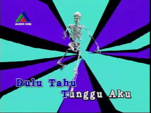 Pretty Ugly   CD Bagasi Honey