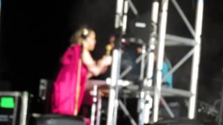 Mariah Carey - Supernatural with Dembabies (National Stadium, Singapore)