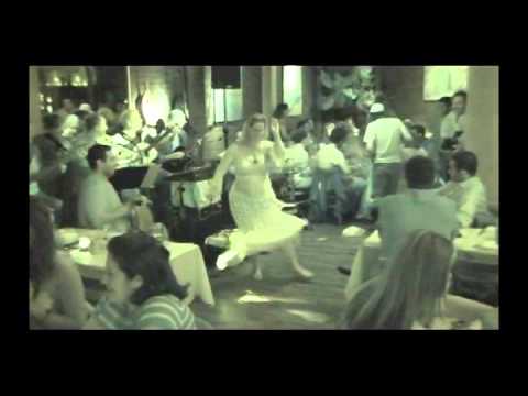 הופעה בניו יורק - קאפינג רום