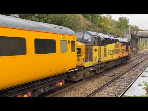 37099 “Merl Evans 1947-2016,” and 9701 (DBSO) into Alsager Goods Loop. 🚜🚜
