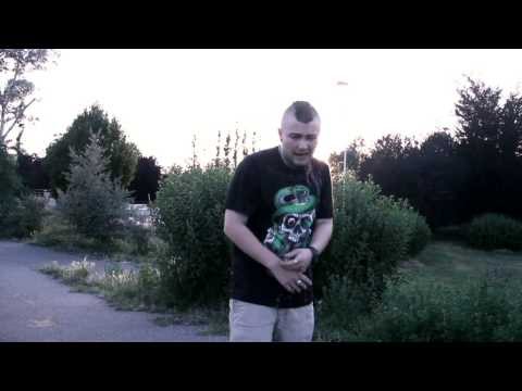 PERRY WATT aka SICK BRAIN-feat  BOIA- sangue e miseria (official video)