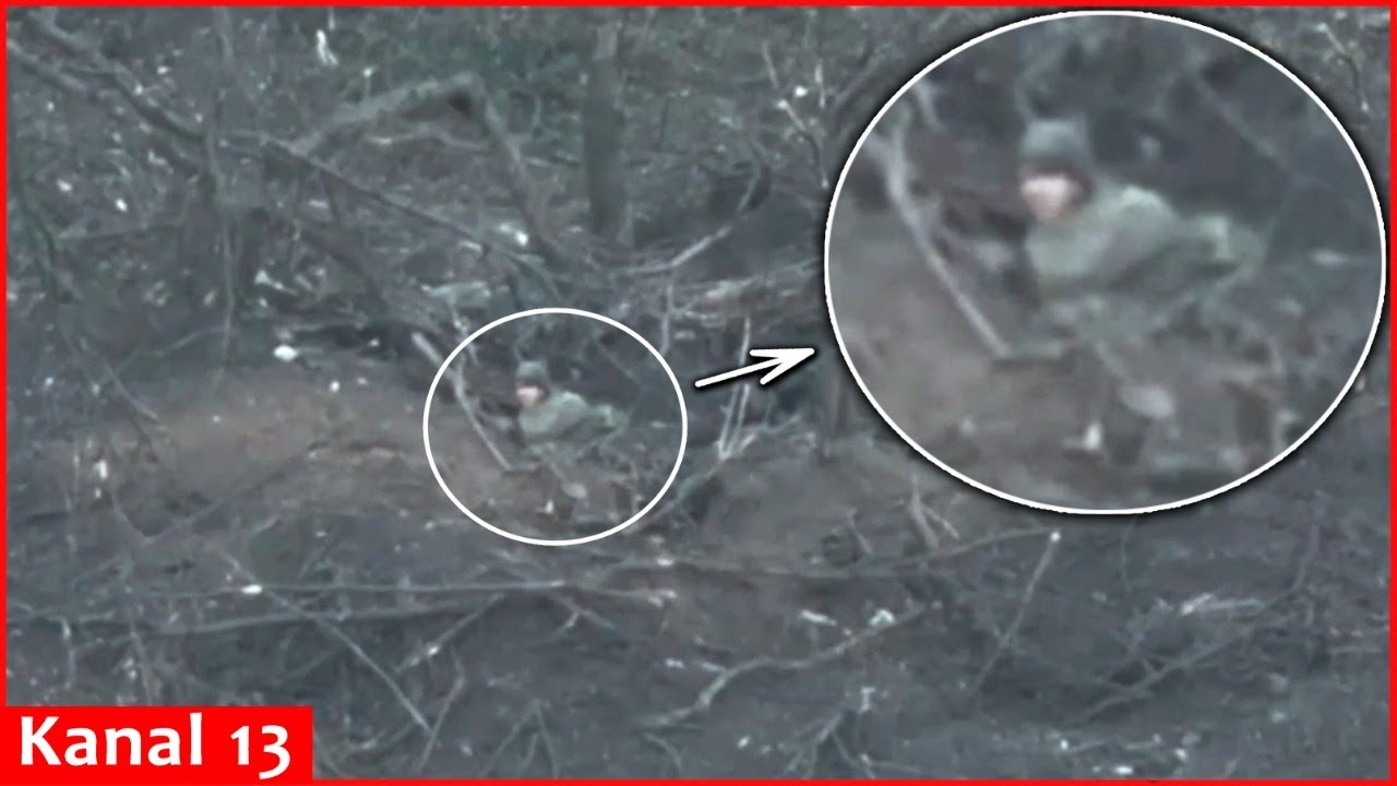 Soldado russo esperando pelo drone: veja a que distância o drone disparou