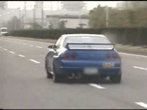 Film streetracing   Nissan Skylines street racing in Japan