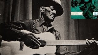 Mance Lipscomb - Tom Moore's Farm (4:54)