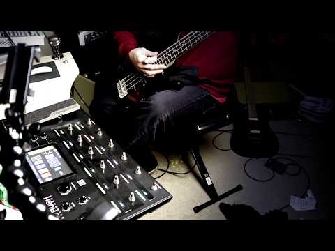 HeadRush PedalBoard - Part 2 - Building a song with Les Robot