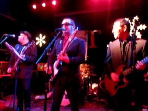 The Tripwires - "Your Sister Can't Twist (but She Can Rock 'n Roll)" (13/23)