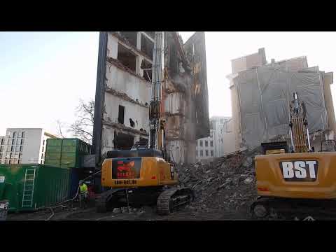 Bagger CAT 352F Abriss  4K