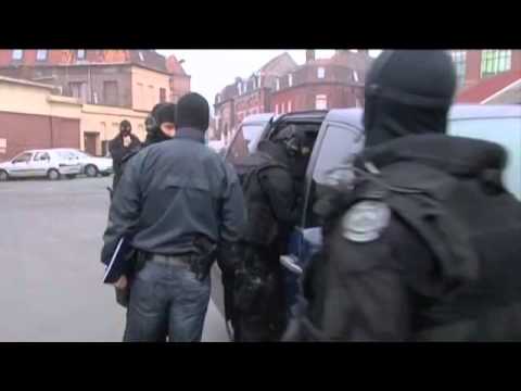 ARRESTIME TE TJERA POLICIA FRANCEZE VE NE PRANGA 10 TE DYSHUAR ISLAMISTE LAJM