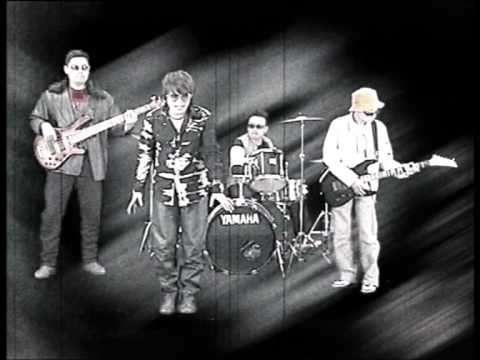 Budak Kacamata - Anak-Anak Kecil (Official Music Video)