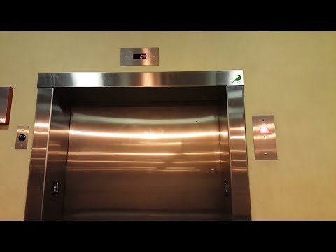 Schindler Hydraulic Elevator @ Anoka Municipal Ramp - Anoka, MN