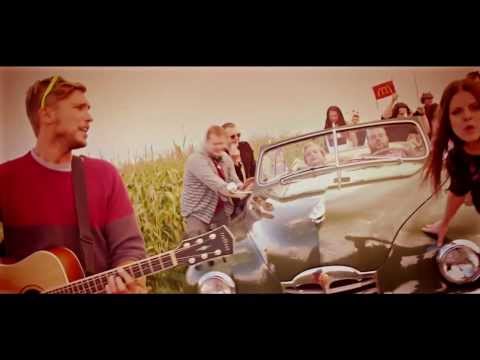 Dekolt - DEKOLT / Napucánek (oficiální videoklip)