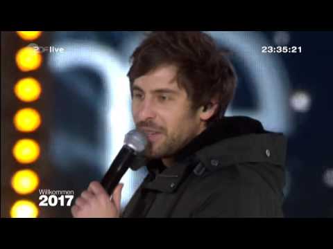 Max Giesinger - 80 Millionen + Wenn Sie Tanzt (Silvester Party Brandenburger Tor Berlin 2016)