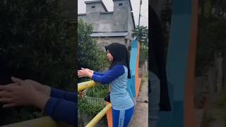 Download lagu lagi mikirin apa ya si eneng sampek segitunya🤔#funny #comedy #ekmotahathighumechala #fypシ゚viral mp3