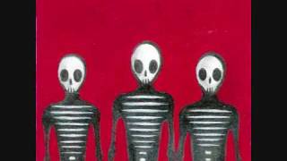 Music video thumbnail preview for La mia foto - tre allegri ragazzi morti by Tre Allegri Ragazzi Morti