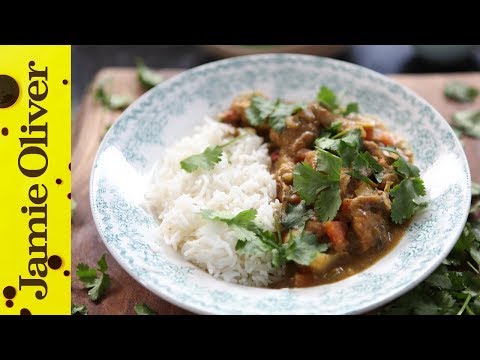 ケリーアンの家庭料理本の簡単チキンカレー (Easy Chicken Curry from Kerryann's Family Cookbook)