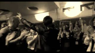 [HD] Noel Gallagher&#39;s H.F.B. - (I WANNA LIVE IN A DREAM IN MY) RECORD MACHINE (Music Video)