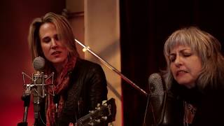 The LYNNeS - &quot;Recipe For Disaster&quot; (Official Video)