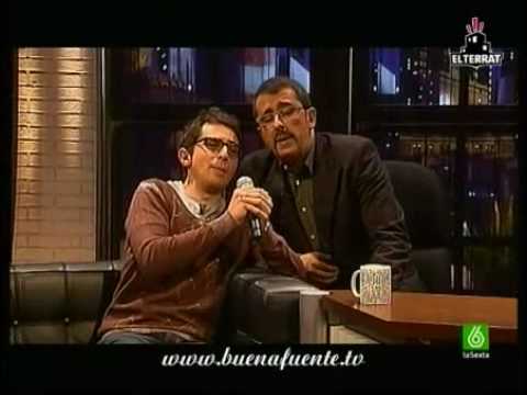 BUENAFUENTE 324 - Berto canta una cancion pidiendole errores a la prensa para hacer su seccion