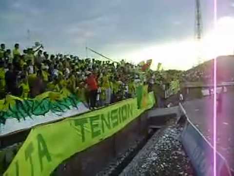 "alta tension sur Huila vs millonarios 2010" Barra: Alta Tensión Sur • Club: Atlético Huila • País: Colombia