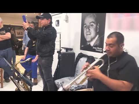 Romeo Bader - Recuerdos en la lluvia junto a Los Ramblers 2023