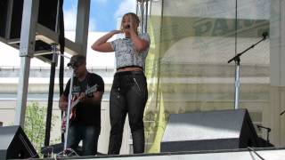 Lauren Alaina &quot;My Kind of People&quot; Live, Belk Stage, CMAFest 2015