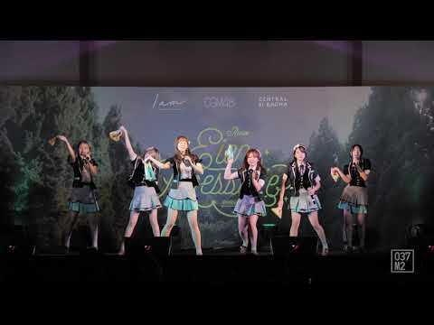 211120 CGM48 - Melon Juice @ Eien Pressure Road Show, Central Si Racha [Overall Stage 4K 60p]