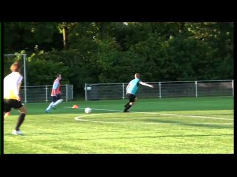 tranings avond Selectie Excelsior'31 2 Olv tim Berns .