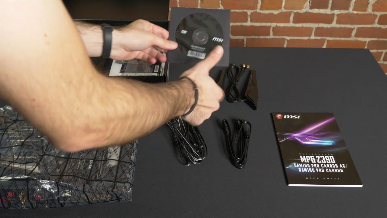 Материнская плата MSI MPG Z390 GAMING PRO CARBON Soc-1151v2 Intel Z390 4xDDR4 ATX AC`97 8ch(7.1) GbLAN RAID