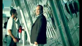 Belushi pubblicità per l'Albania