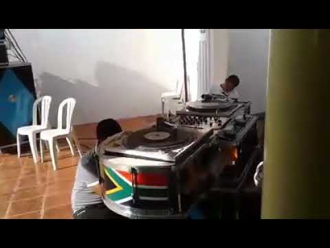 Koko Mike M - Orch. Kombe Kombe Buskas  -  Super christmas