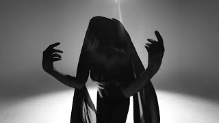MARUV — UNDER MY SKIN (Music video 2025)