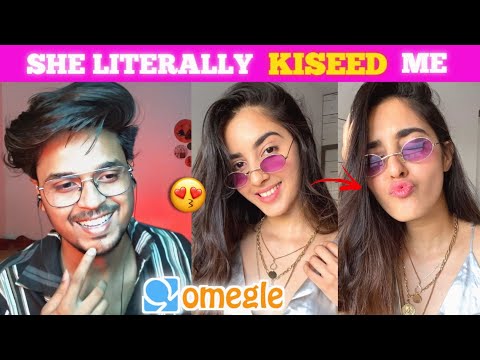 Naughty Talks With " INDIAN GIRL " on OMEGLE 🥵😜 @oyehary