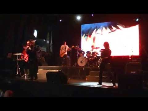 Sailing for my dream- Blurry eyes ( Vortex en Cosplay legend 21-04-2013 )