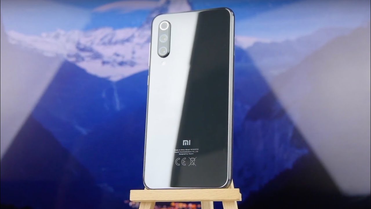 Xiaomi Mi 9 SE 6 / 64Gb (Lavender Violet) Офіційна міжнародна версія video preview
