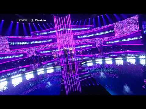 Dansk Melodi Grand Prix 2010 - Felix og Julie i baljen sammen