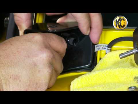 KC HiLiTES install: Jeep JK A-Pillar Mount #7316