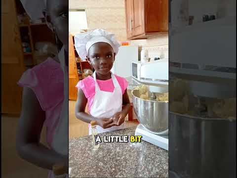 Leena bakes Vanilla Cupcakes for her classmate!