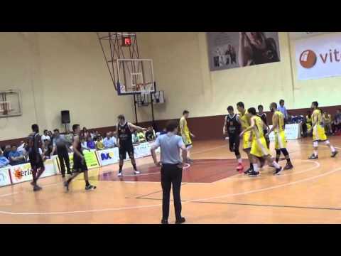 LEB Plata: 2º cuarto Aceitunas Fragata Morón vs. Viten Getafe (10/10/15)