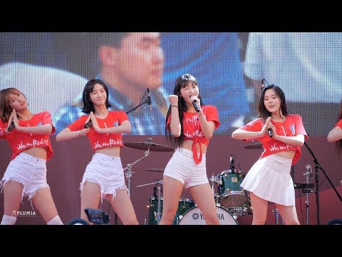 (4K60p) 180618 오마이걸 OH MY GIRL : WINDY DAY  @광화문 러시아월드컵 한국:스웨덴전 거리응원전 직캠 / Fancam