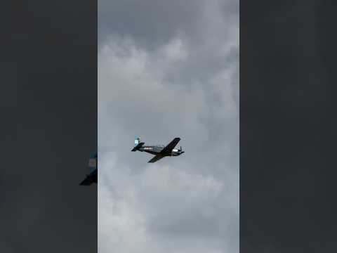Aviones sobrevolando la localidad de 28 de Julio, Chubut. #aviones #volando #28dejuliochubut