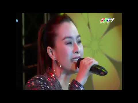 Thể hiện bởi Mắt Ngọc
