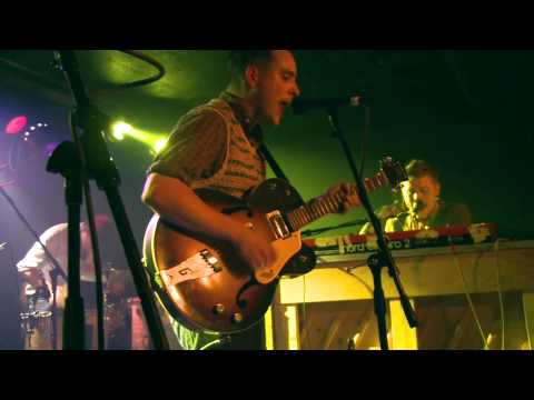 White Rabbits - Kid On My Shoulder (Live in HD)