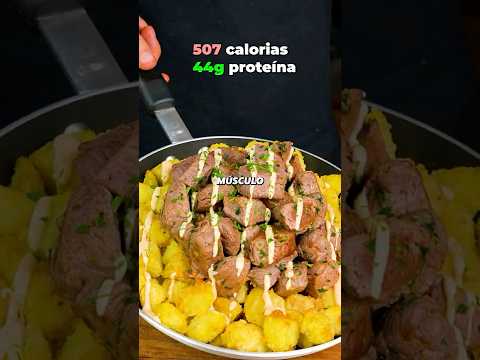 Meat in Butter and Garlic with Potatoes #recipes #fitrecipes