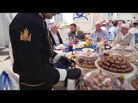 #Mbreti i #Hurmave #Duli Në Restorant Karshiaka - Synetimi i Hysein Alijut.